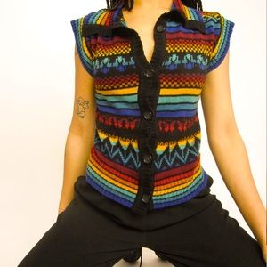 True Vintage 70s Stretchy Unique Rainbow Top